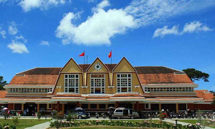 CHƯƠNG TRÌNH TOUR ĐÀ LẠT 4 NGÀY 3 ĐÊM TRỌN GÓI CHƯƠNG TRÌNH TOUR ĐÀ LẠT 4 NGÀY 3 ĐÊM TRỌN GÓI